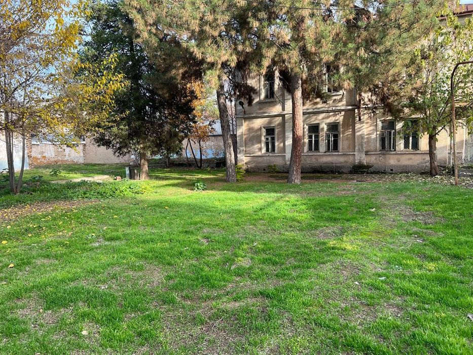 ДАРХАН ЗЕМЛЯ 12.9 сот и нежилое 2х этажное здание