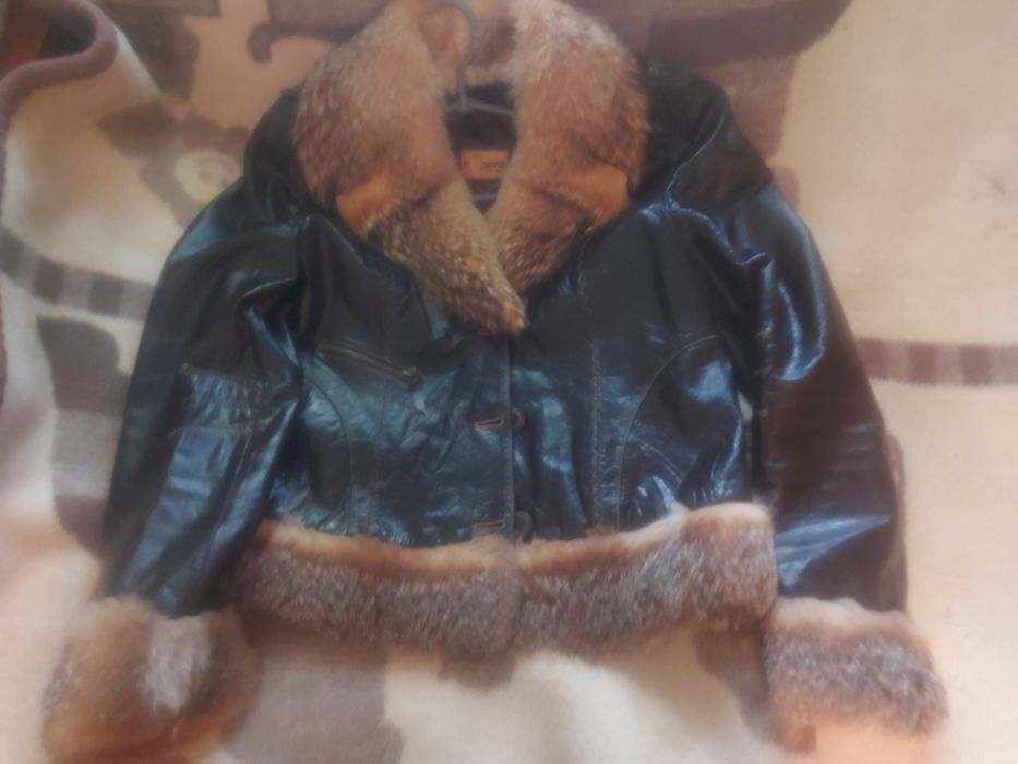 Яке от естествена кожа и естествен косъм