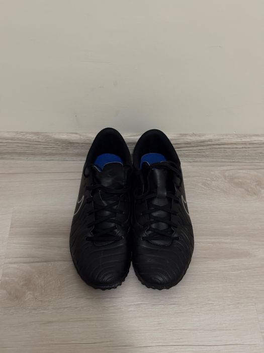 Стоножки Nike Tiempo Legend 10 Academy TF