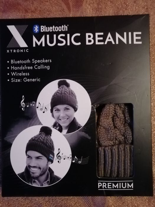 Зимна шапка с bluetooth