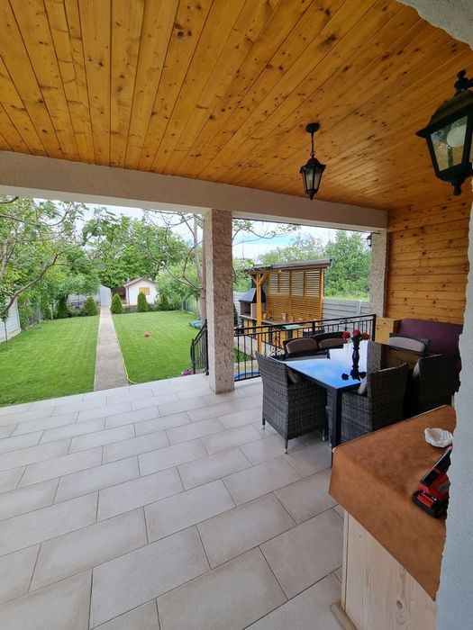 Casă eficientă energetic 240mp + 1100mp teren