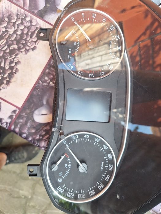 Ceasuri bord Skoda Octavia facelift