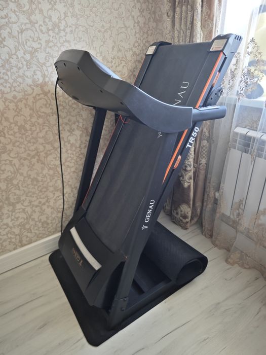 Беговая дорожка Genau TR50