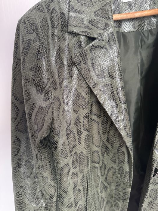 Продам пиджак нарядный