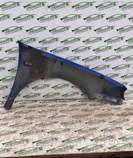 Aripa fata stanga Volkswagen VW Golf a 4-a generatie