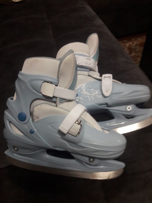 Продам коньки  раздвежные