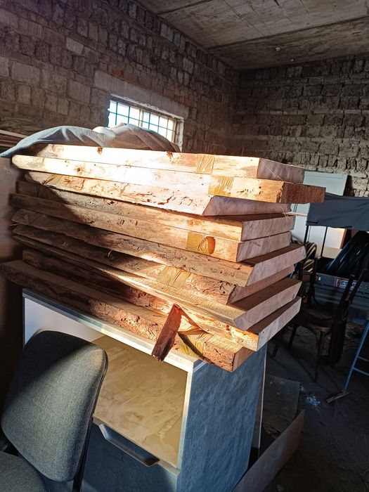 Слэб из породы дерева кедр