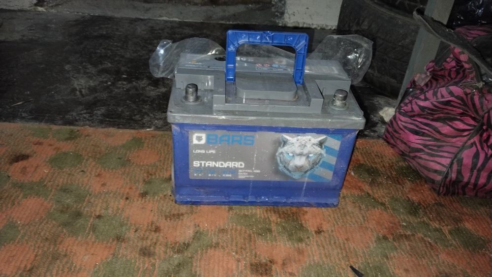 Продам акамулятор на авто 75 барс