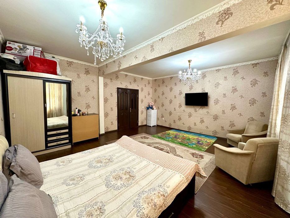 Продаётся 4-х комнатная квартира в Сергели 3