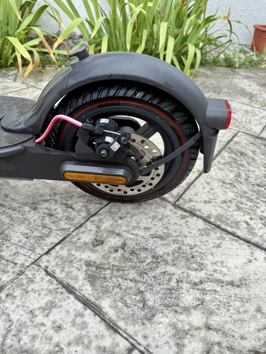Xiaomi - Mi Electric Scooter Pro 2