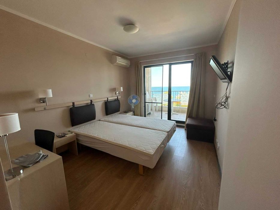 Продава се Двустаен апартамент в Варна, Център - 62 кв.м за 1194 €/кв.м - Снимка #9