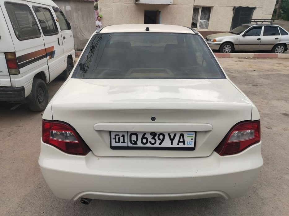 Продам срочно Нексия 2