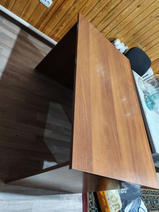 Стол компьютерный