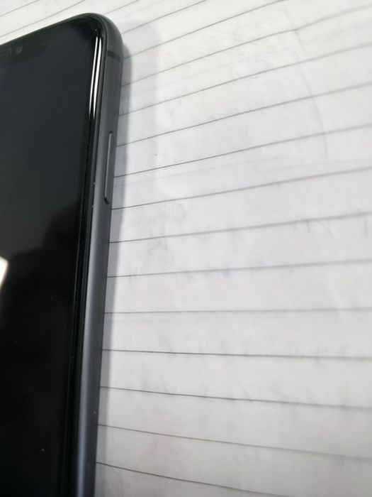 Iphone 11 - 64 gb - 88 % battery