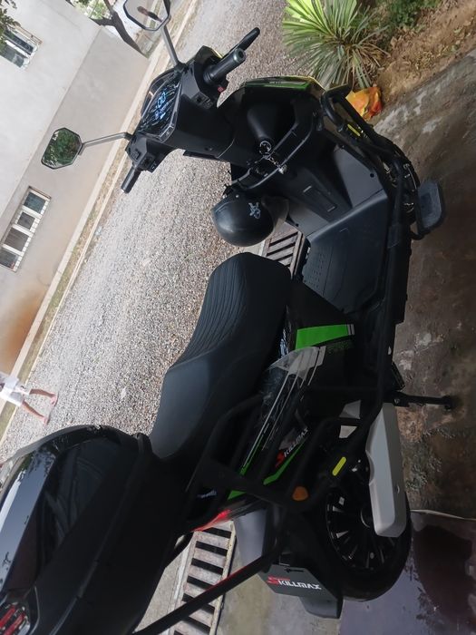 Skuter sklimaks elektonniy
