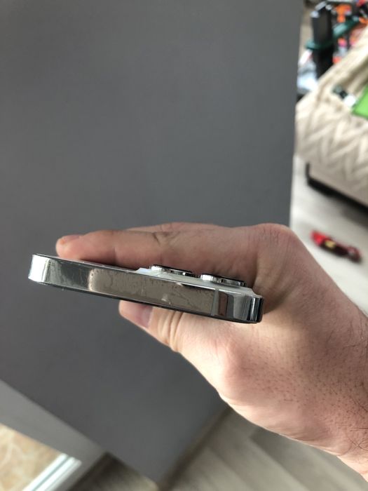 Iphone 13 pro  silver