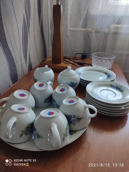 Фарфоровый кофейный сервиз