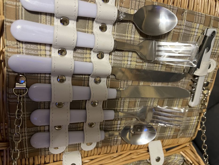 Кошница за пикник (нова)