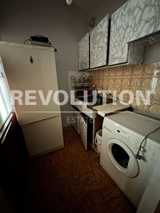 Дава се под наем Двустаен апартамент в Пловдив, Тракия - 46 кв.м за 300 € - Снимка #2