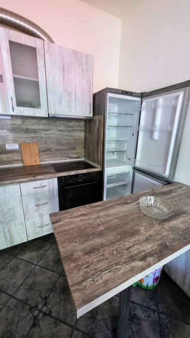 Продава се 2-ст. тухлен апартамент на ТОП локация в жк.Изток,гр.Перник