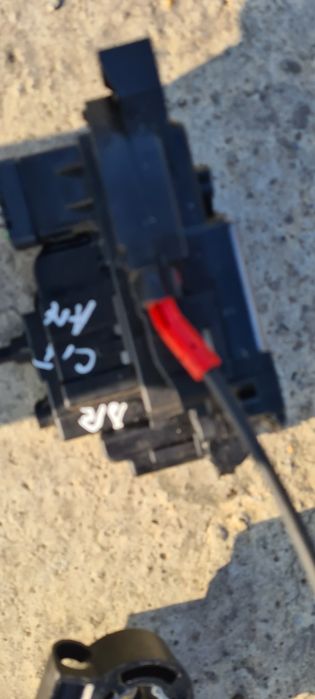 Broasca, blocator usa fata dreapta Mercedes citan 2012-2020