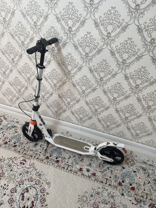 Самокат Urban Scooter 116D белый