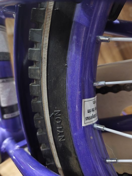 Детско колело  Мони 16 цола  с помощни колела