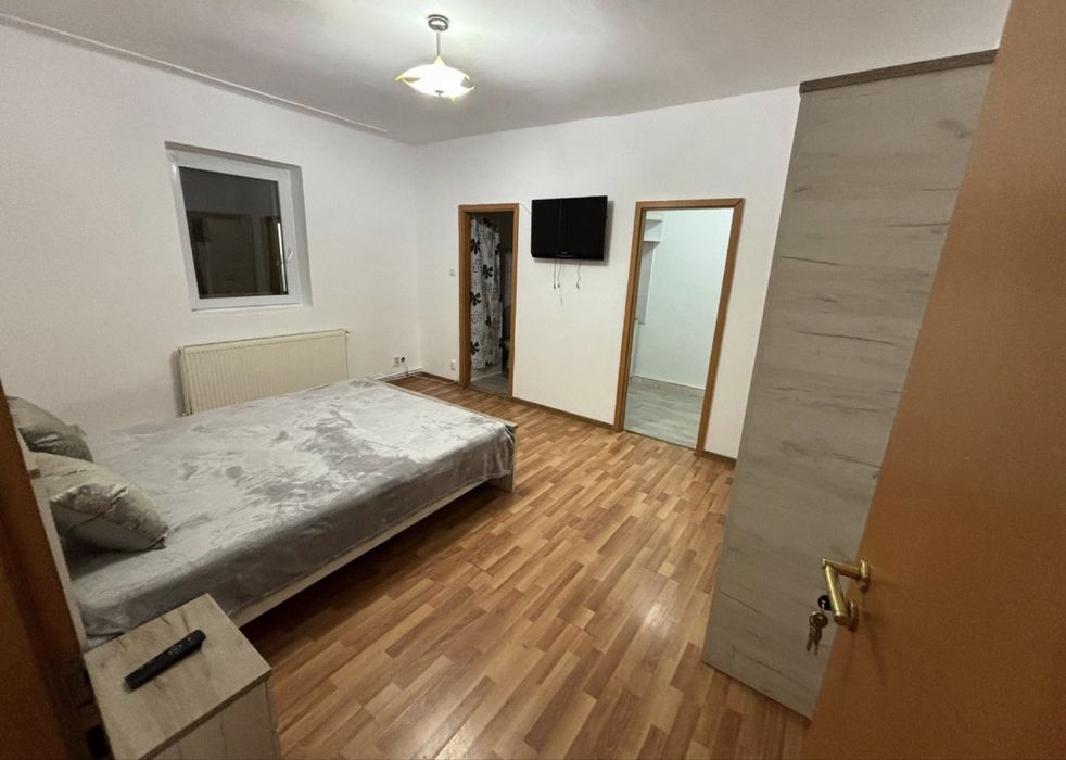 Apartament de închiriat