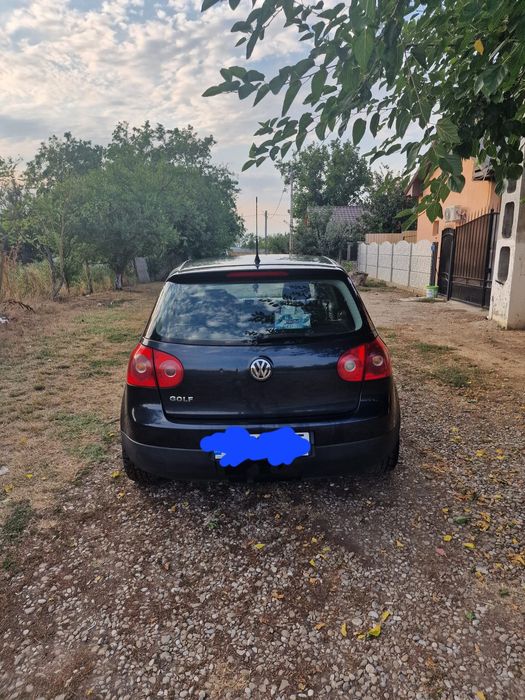 Vând golf 5 1.4mpi