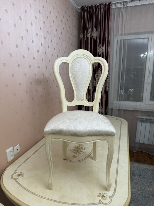 Стол+уголок+ камод+ горка