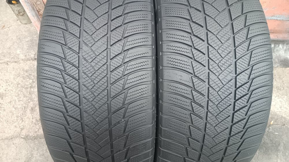255/40/20 Bridgestone Дот 1124