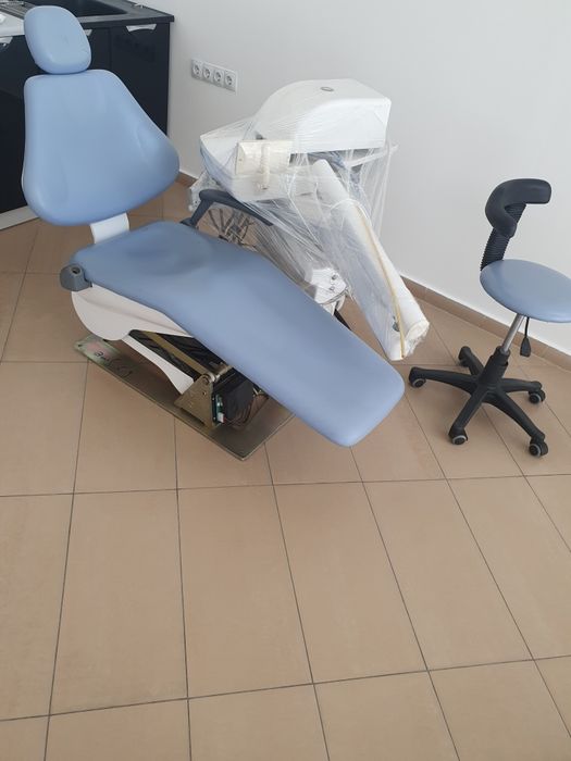 Стоматологичен стол