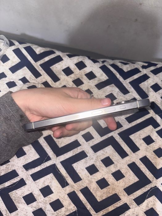 Продается Айфон 15 про 256гб