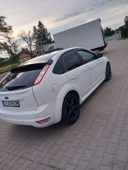 Ford focus 2 facelift An 2011 1.6 diesel consum mic taxe valabile se oferă fiscal