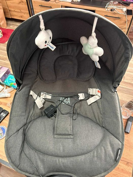 Chipolino Електрически шезлонг с дистанционно и музика ”Йога”, сив