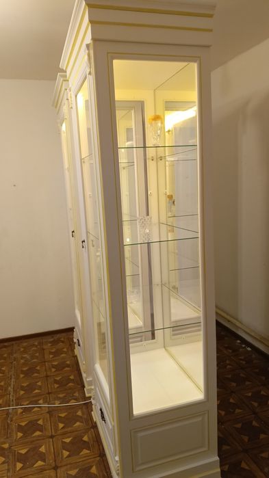 Шкаф, витрина, сервант, буфет для гостиной