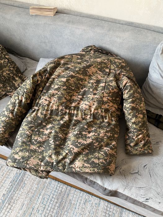 Бушлат 2шт, в хорошем состоянии