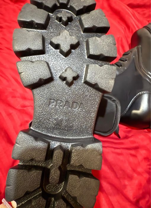 Ghete Prada Monolith mărimea 38