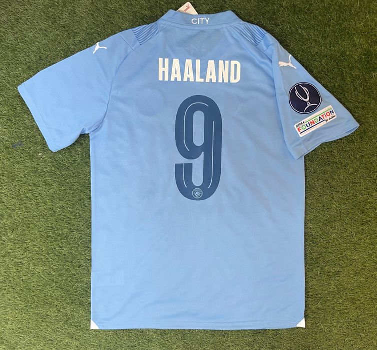 Тениска на Manchester City (M) Haaland (намалено)