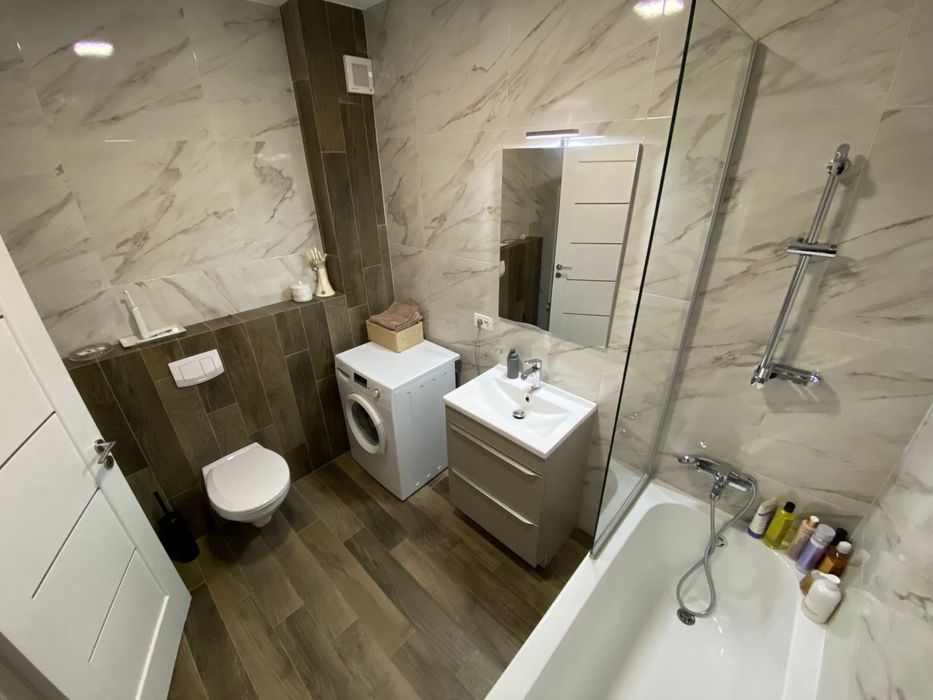 Apartament cu 3 camere West Residence