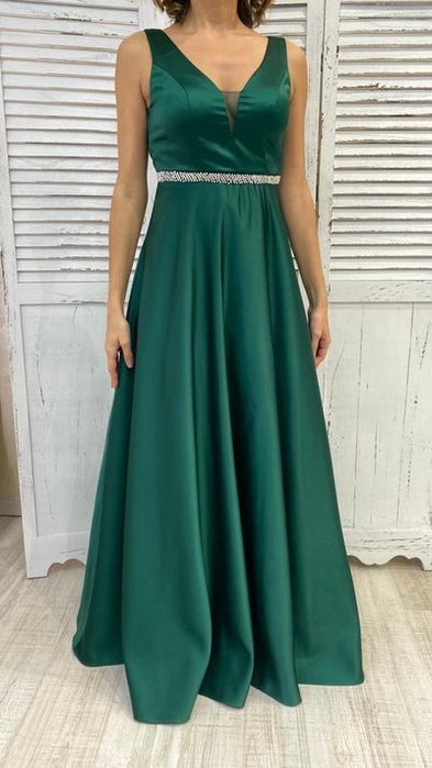 Официална зелена рокля