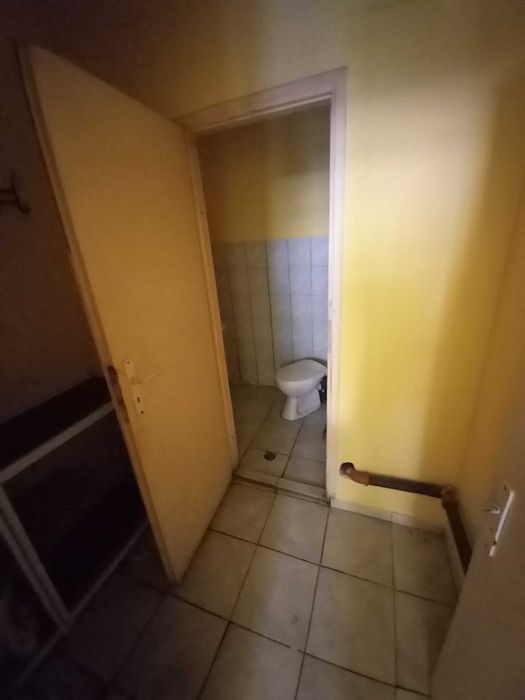 Дава се под наем Магазин в Бургас, Възраждане - 31 кв.м за 250 € - Снимка #2