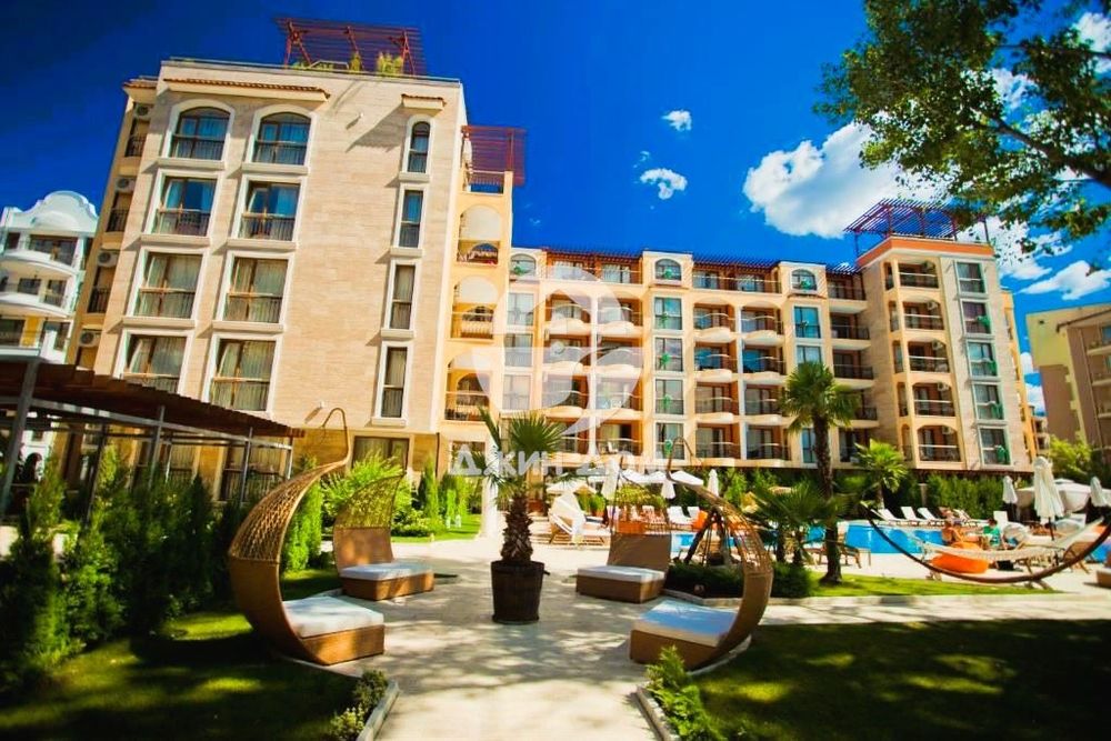 Продава се Тристаен апартамент в к.к. Слънчев бряг - 71 кв.м за 862 €/кв.м - Снимка #12