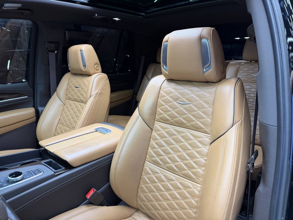 Cadillac Escalade  Насия. савдога. берилади