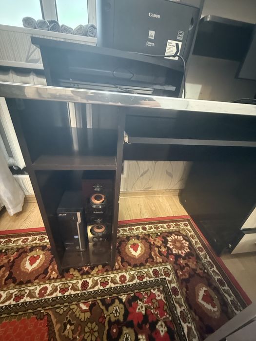 Компютер столи сотилади