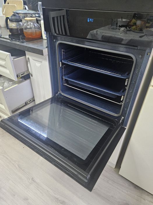 Духовой шкаф samsung
