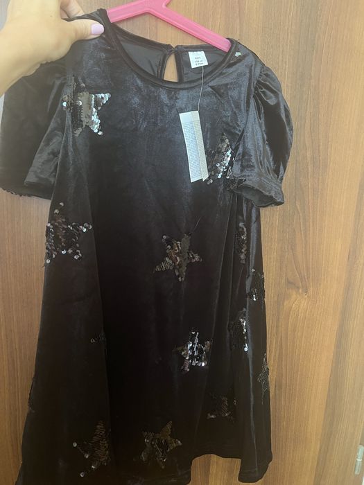Rochie noua catifea fete marimea 134