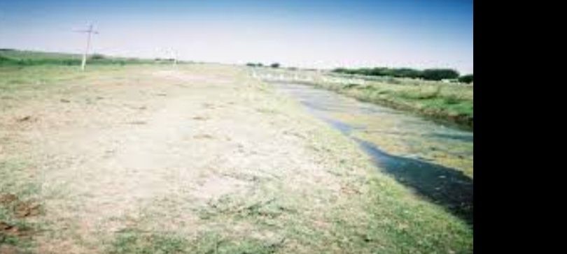 Уй жой солиш ва тадбиркорлик килиш учун  58 сотик ер сотилади.