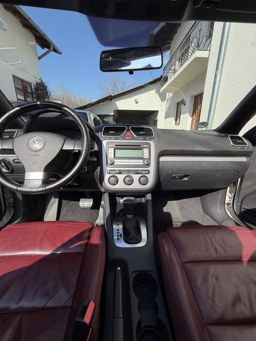 Volkswagen Eos decapotabil