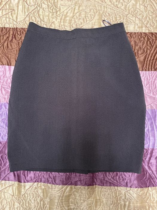 Продам два костюма двойка